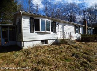112 Huffsmith Ln, Nicholson, PA 18446