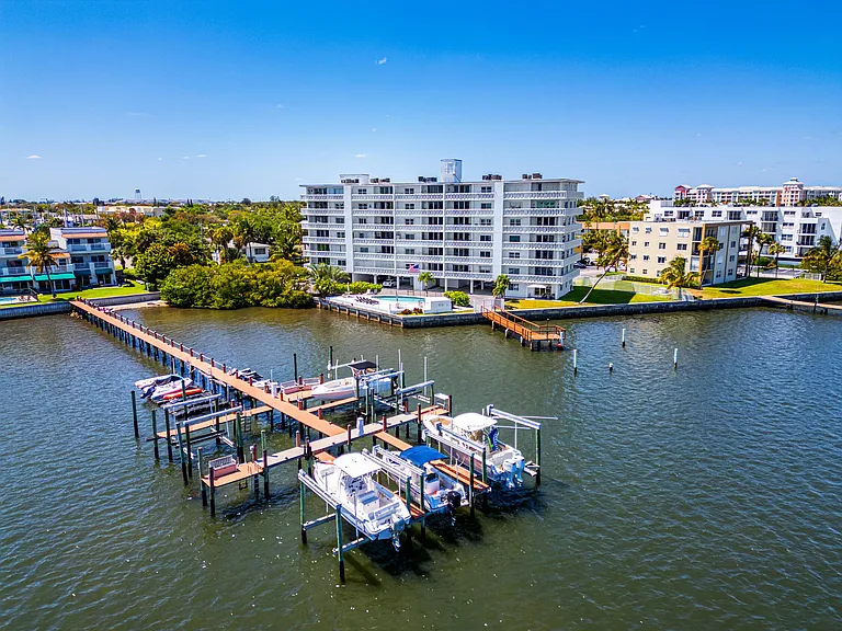231 E Lantana Rd #203 — Photo 42