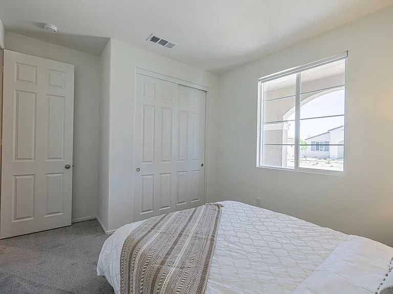 44149 Buckeye Ct — Photo 18