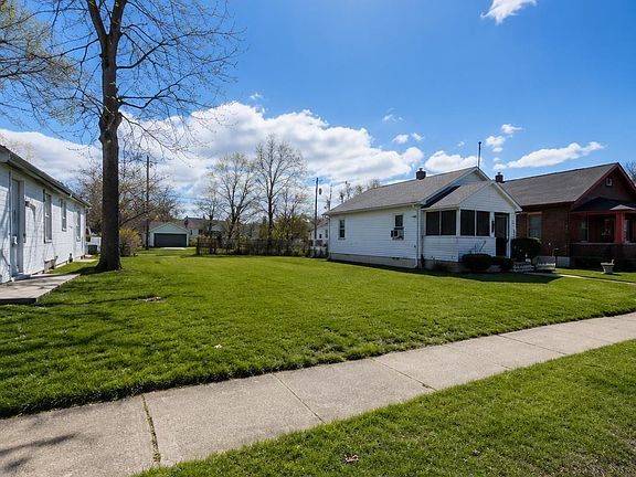 4th image of 3215 Oliver St