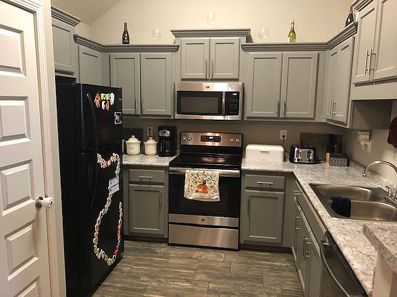 2nd image of 900 Bayou Vista Dr