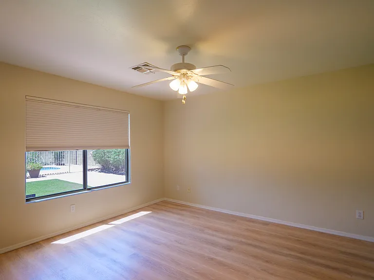 4926 N Sabino Gulch Ct — Photo 10