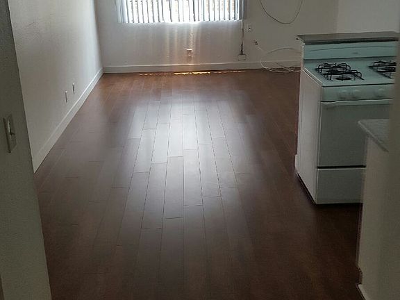 4th image of 8790 Van Nuys Boulevard # Second Floor