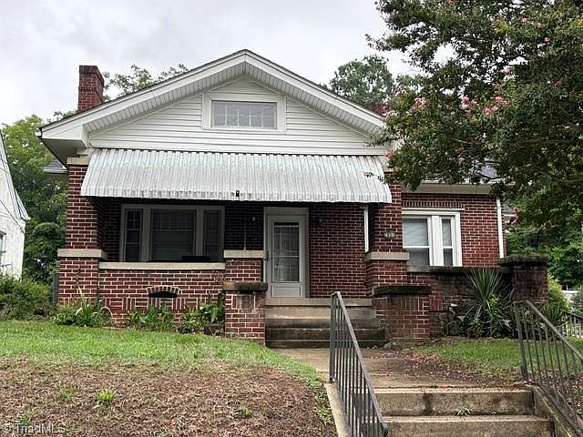 1st image of 410 N Cedar St