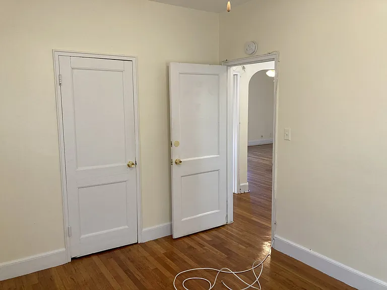 110 Longwood Ave #3 — Photo 11