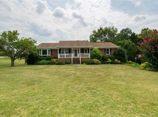 239 Silkwind Ct, Clemmons, NC 27012