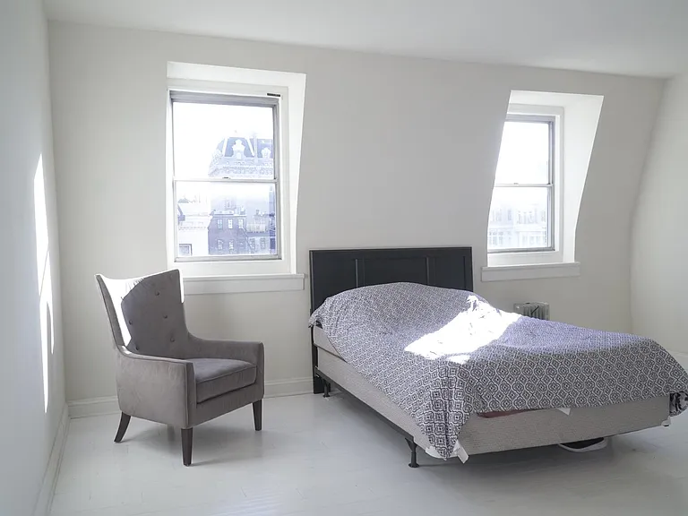 32 E Preston St #B — Photo 17