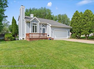 1628 W Herbison Dr, Dewitt, MI 48820