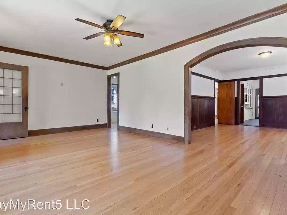 1st image of 2022-24 N 52nd St #2022
