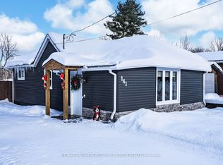 141 Poyntz St, Penetanguishene, ON L9M1P5