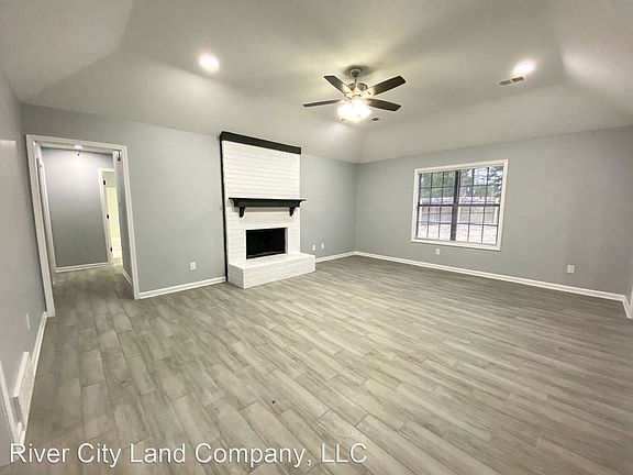 4th image of 4359 Winding Hollow Way