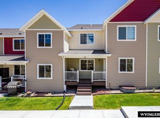 425 Elk Valley Dr, Green River, WY 82935