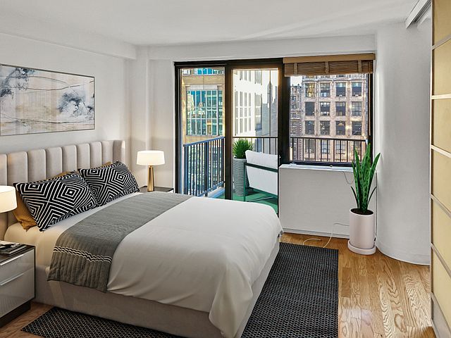 2nd image of 5 W 65th St #14C