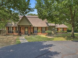 1806 Carriage Estates Rd, Sherman, TX 75092