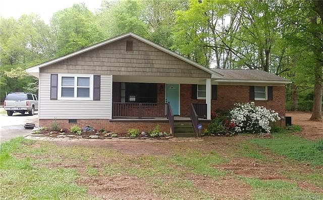 1st image of 1319 Rosewood Dr