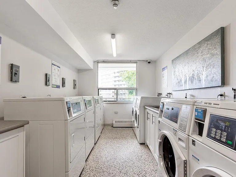 1216 York Mills Rd — Photo 12