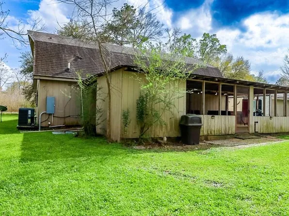 852 County Road 4110, Woodville, TX 75979