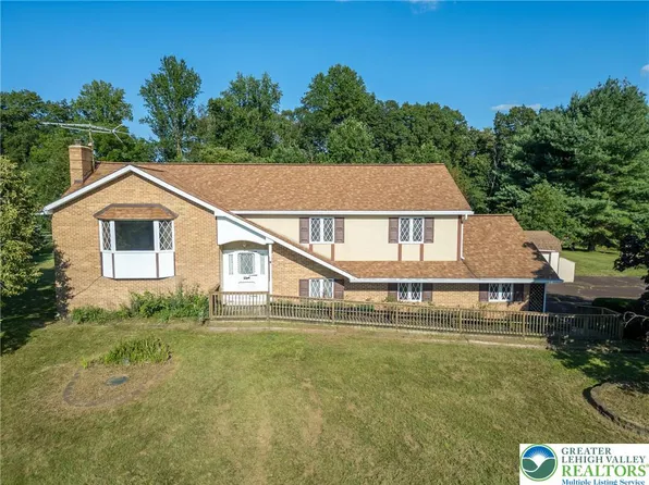 2275 Rowland Rd, Coopersburg, PA 18036