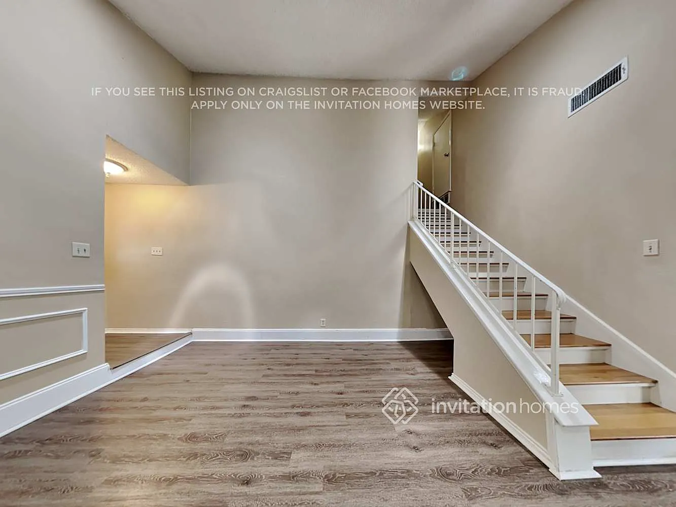 1304 Brookmeadow Ct Arlington, TX 76018 — Photo 4