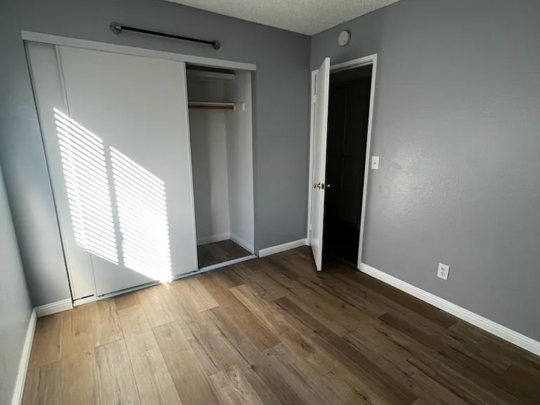 301 Brookside Ln #D-1 — Photo 16