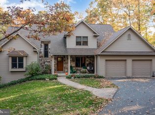 100 Turtle Ridge Rd, Shermans Dale, PA 17090