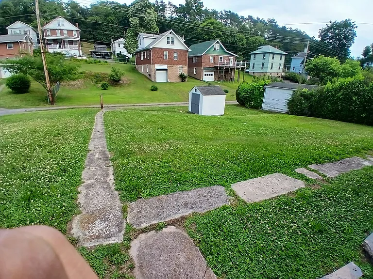 903 Harding Ave #B — Photo 3