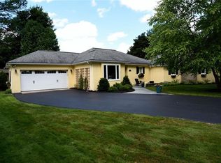 83 Overbrook Rd, Rochester, NY 14618