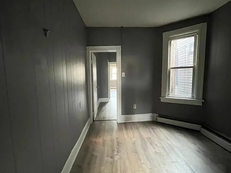 69 Williams Ave #D — Photo 1