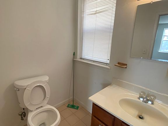 4th image of 1313 N 15th St APT C