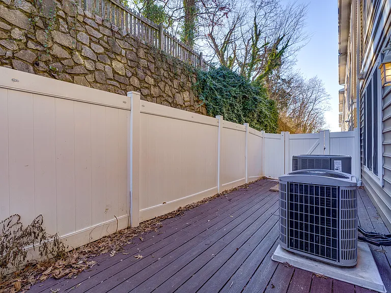 7119 Mason Grove Ct — Photo 48