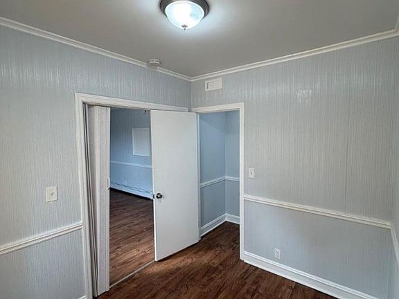 2nd image of 91 Lyons Ave