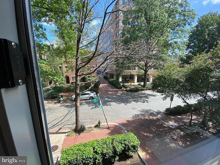 940 25th St NW #214-S — Photo 13
