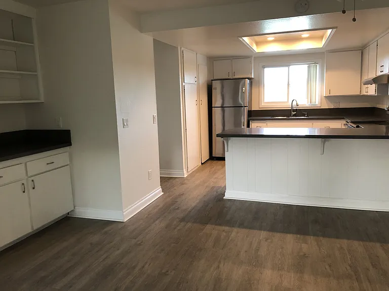 156 Grandview St #4 — Photo 4