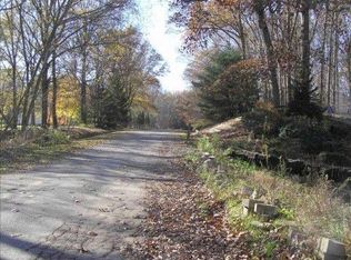 429 Landau Dr, Pulaski, PA