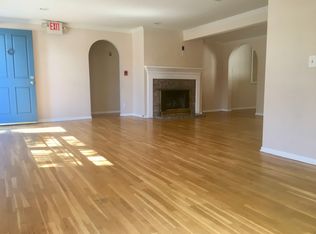 2796 Foothill Rd, Santa Barbara, CA 93105