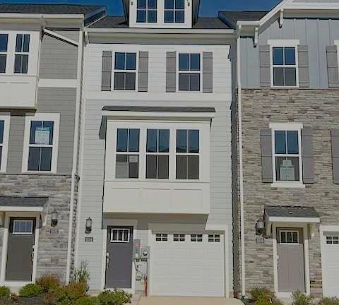 2nd image of 5534 Marksburg Pl