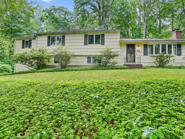 48 Crestwood Road, Monroe, CT 06468