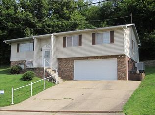 2216 Washington St W, Charleston, WV 25387