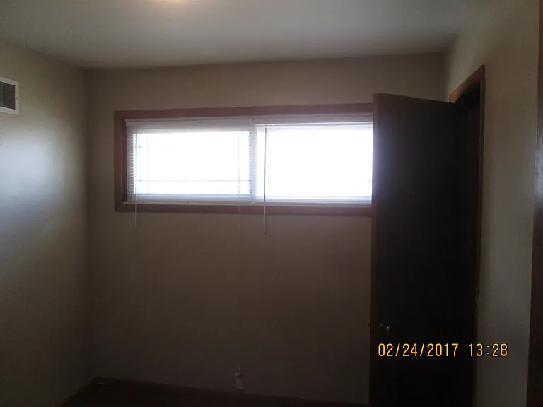 700 Savannah Dr — Photo 12
