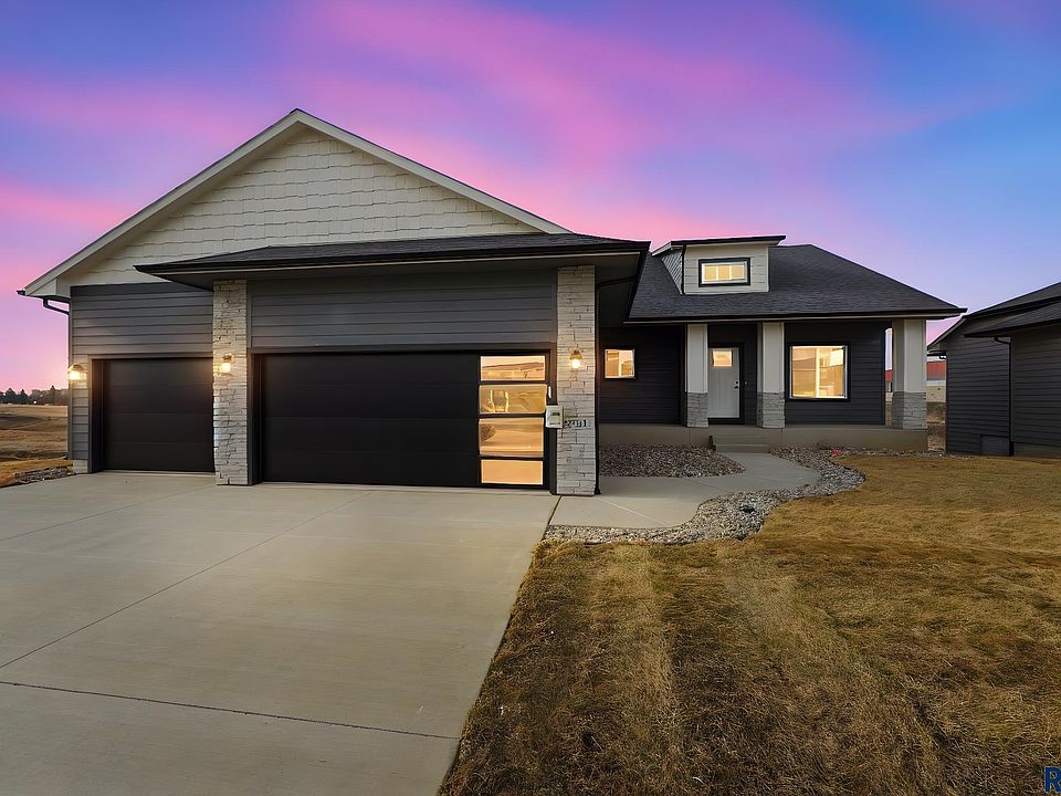 1721 N Hyssop Dr, Sioux Falls, SD 57110 | MLS #22506277 | Zillow
