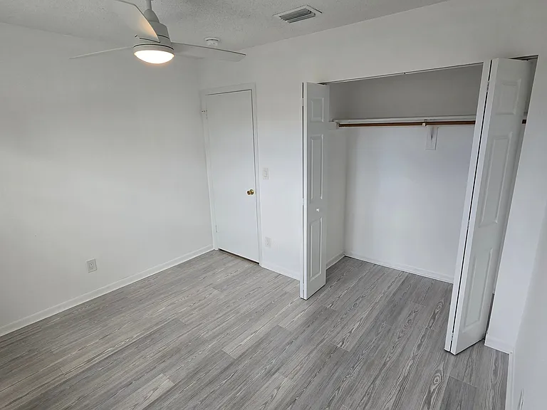 402 Dove Ln #12 — Photo 26