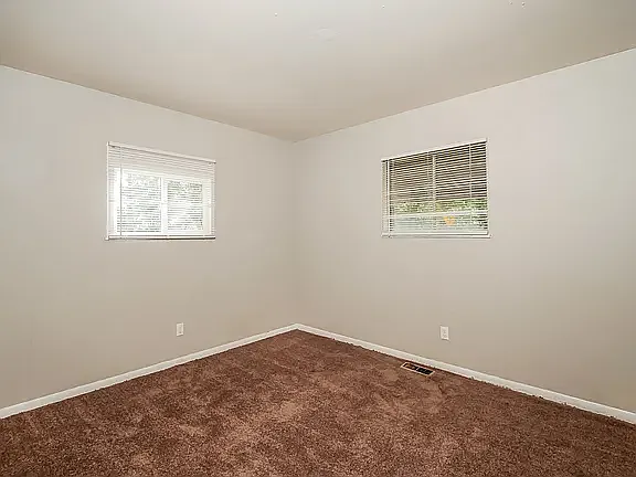 3135 Ralston Ave — Photo 11