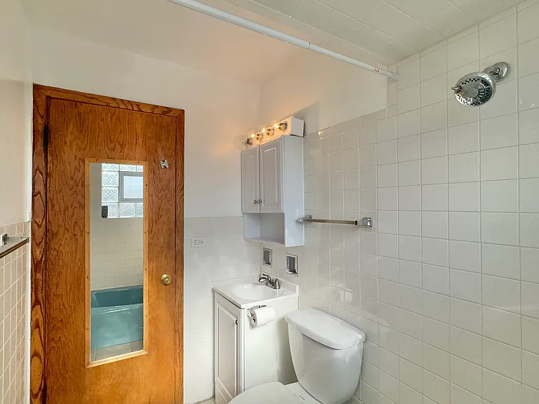 2312 N Harlem Ave #3W — Photo 12
