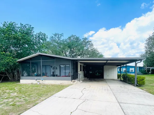 2746 Niagara Way, Grand Island, FL 32735