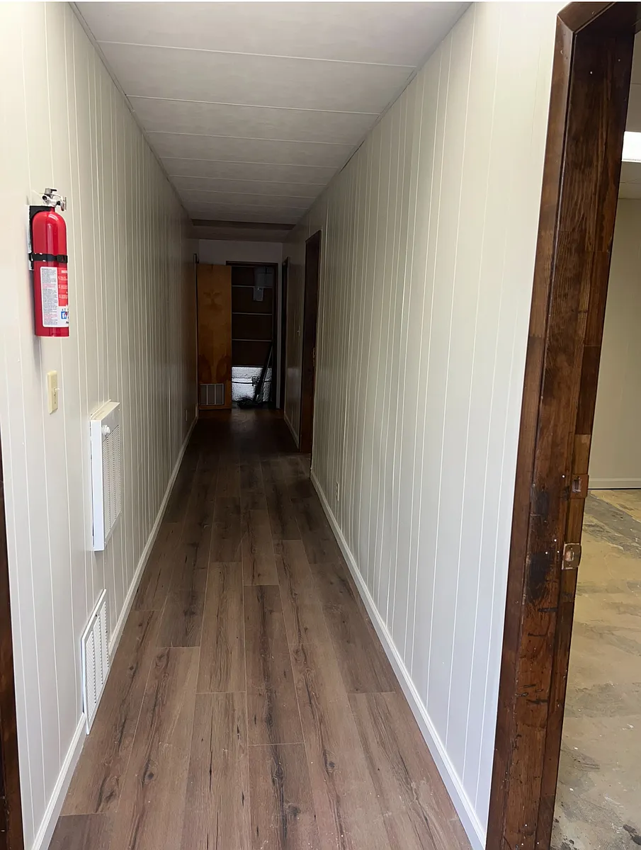 Building Photo - 922 Cedar Ave #1-2-3