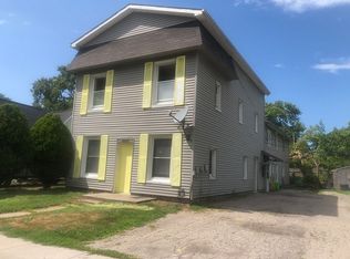 1215 Hancock St, Port Huron, MI 48060