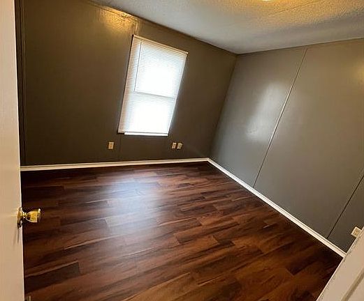 2nd image of 11555 Culebra Rd #396