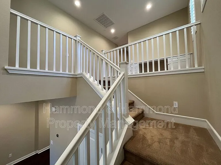 11395 Beechnut St — Photo 26