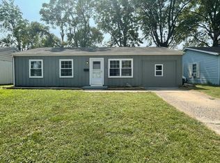 1128 Boniface St, East Saint Louis, IL 62206