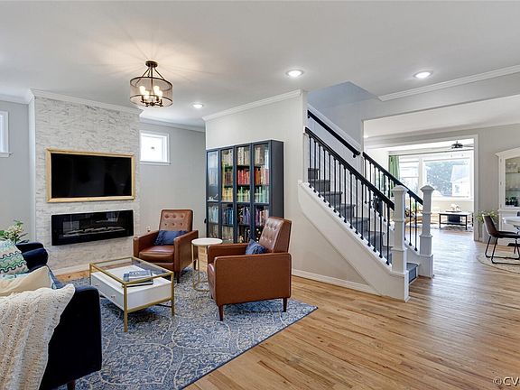 4th image of 3322 Barton Ave
